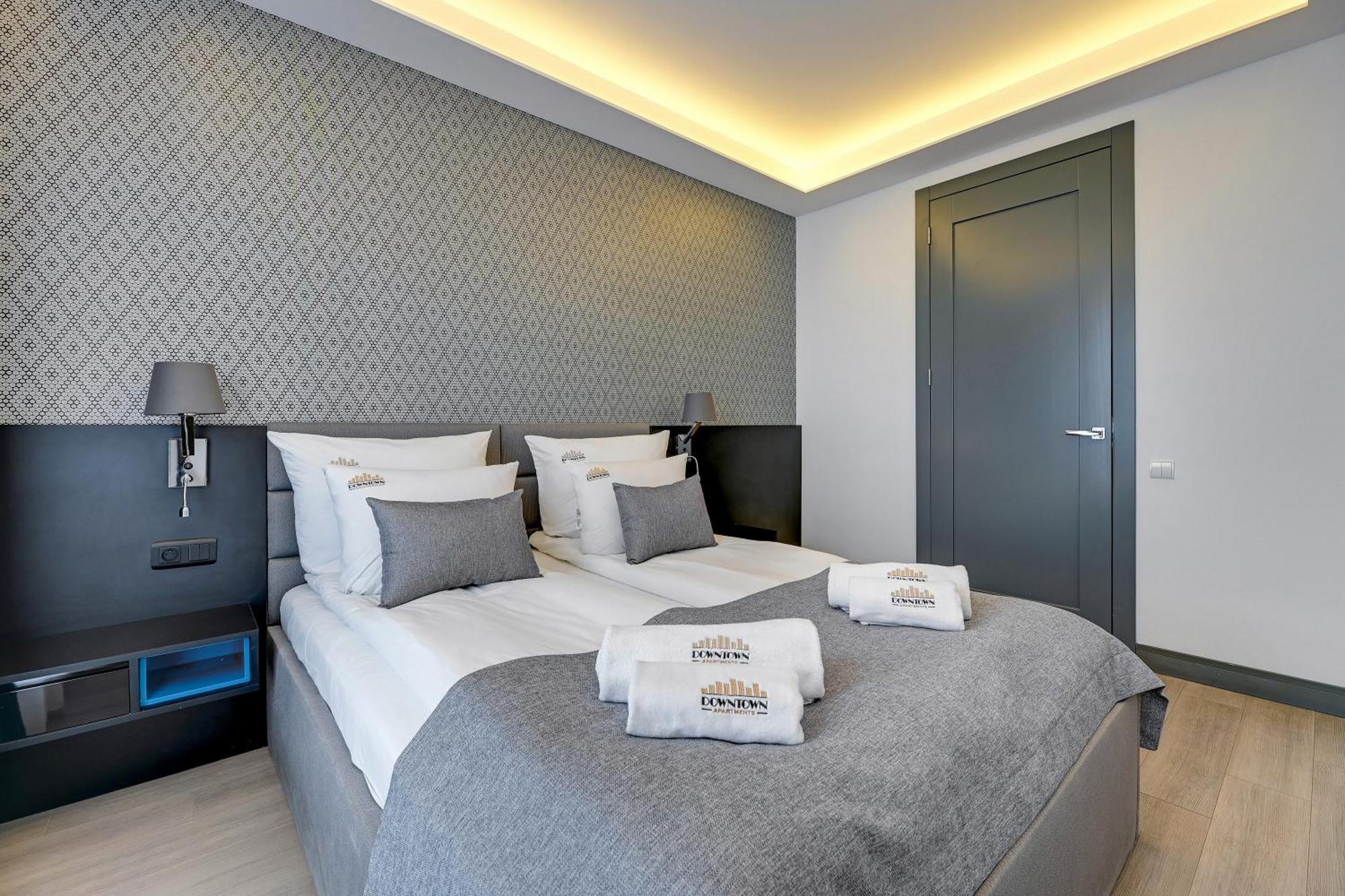 Szafarnia Marina & City Center By Downtown Apartments Danzica Esterno foto